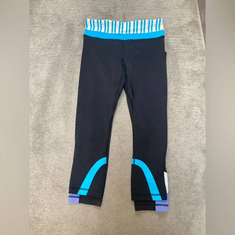 2 for 1 Lululemon Size 4 Leggings Bundle - Picture 7 of 15